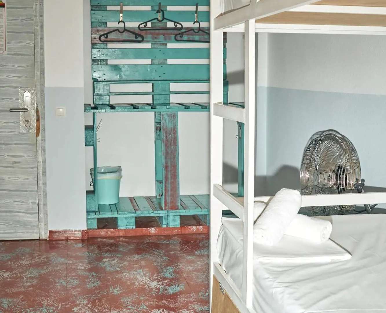 Lagom Apartments New, 5 Min Walk From The Sea Lloret de Mar Hostal
