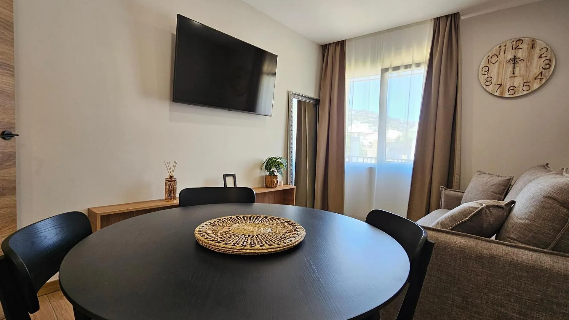 Lagom Apartments New, 5 Min Walk From The Sea 滨海略雷特 0*,  西班牙