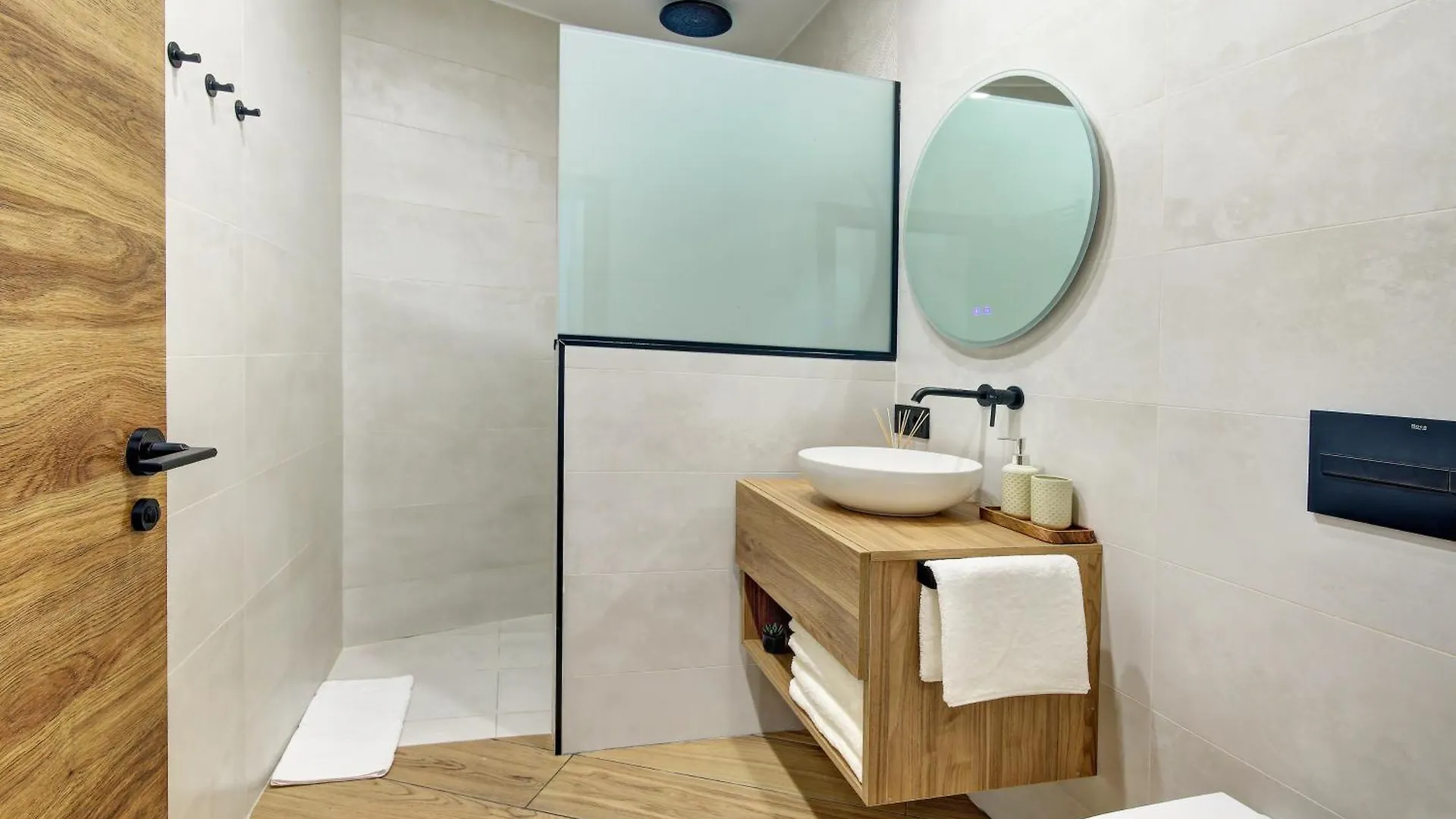 Lagom Apartments New, 5 Min Walk From The Sea Λορέτ Ντε Μαρ 0*,  Ισπανία